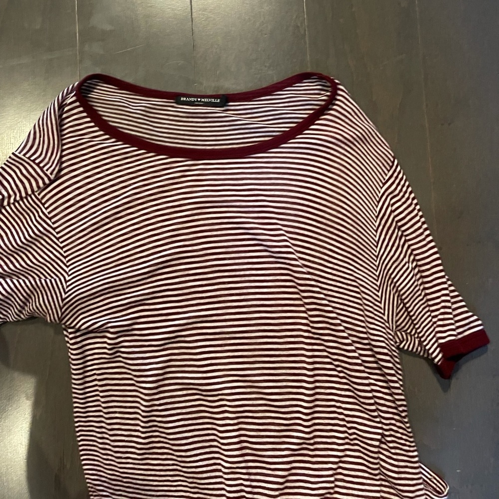 BRANDY MELLVILLE tee - Picture 6 of 8